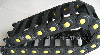 滄州金凱馬淺析強度和韌性在塑料拖鏈中的作用